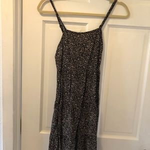 Women’s dress